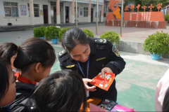 昭平两单元结合开展食物平安科普